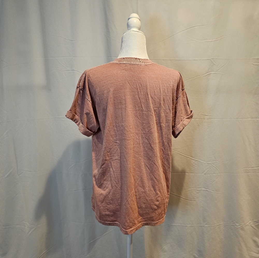 Girl Dangerous Rose Graphic Tee with Whiskey Design Size S - Picture 2 of 4